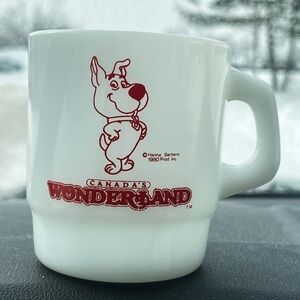 Rare Vintage Fire King Hanna Barbera Scrappy Doo Wonderland Canada Mug milk glas